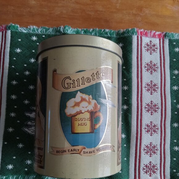 BUY ONE, GET ONE FREE TIN-Vintage Cheinco Gillette Company baby safety razor tin - Picture 4 of 4